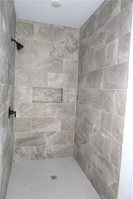 2014 Reagan Court Bryan, TX 77802 - Photo 20 of 23 a bathroom with a shower