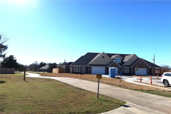 $392,900 | 2014 Reagan Court, Bryan, TX 77802