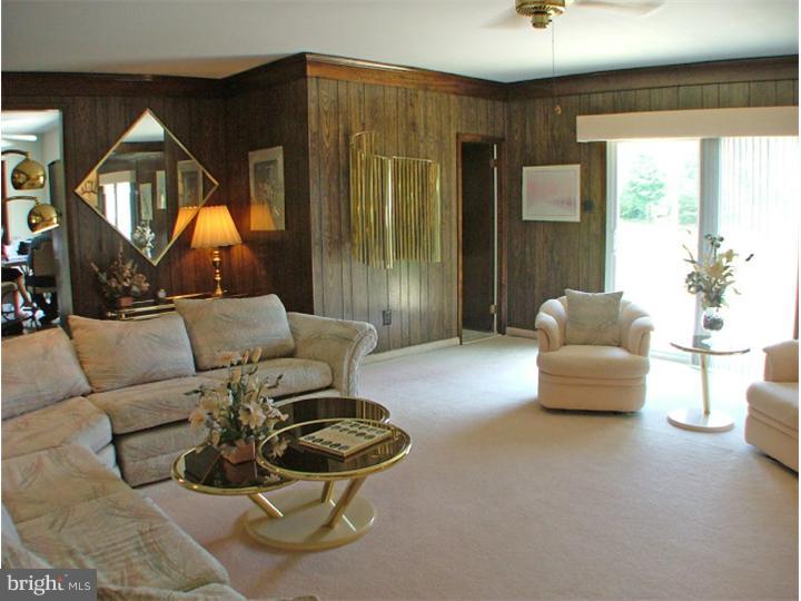 4937 New Road Buckingham, PA 18938 - Photo 5 of 25 Family Room