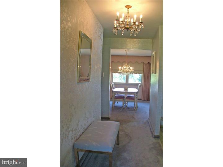 4937 New Road Buckingham, PA 18938 - Photo 7 of 25 Foyer