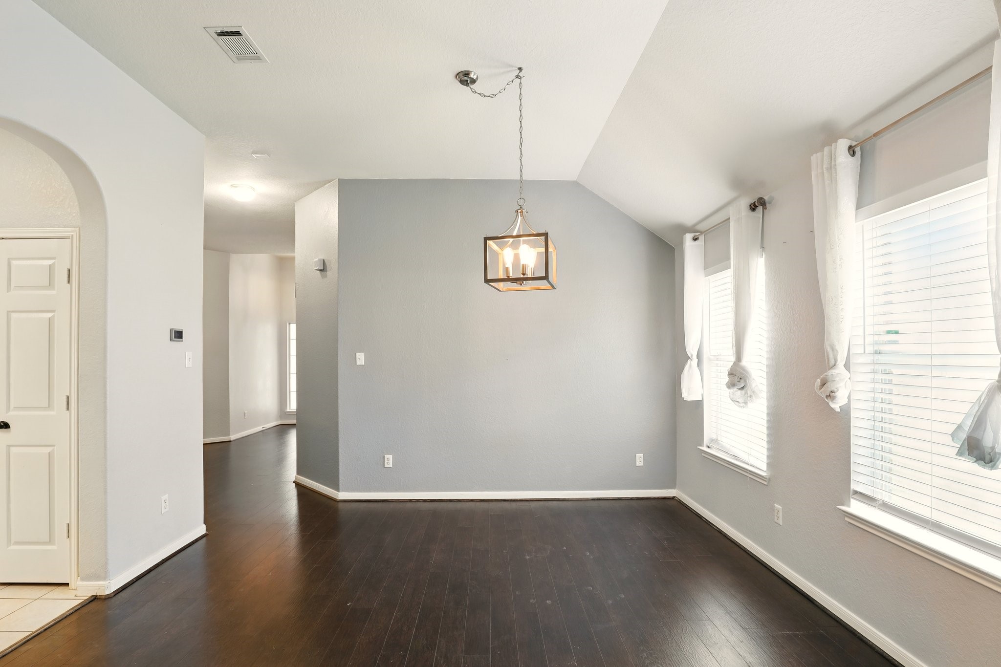 303 Burris Park Drive Spring, TX 77373 - Photo 9 of 45 living area