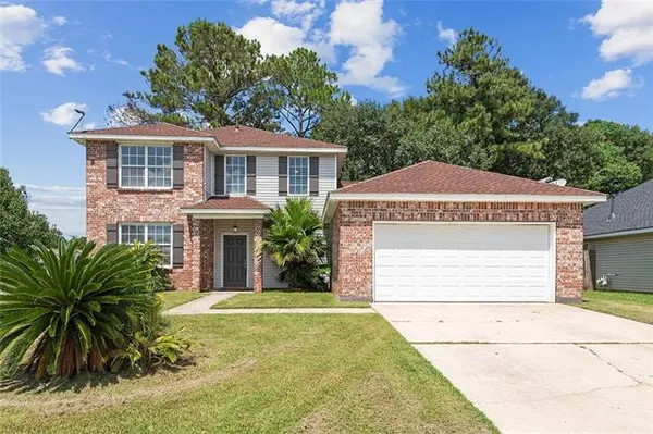 $2,300 | 2001 Dylan Drive, Slidell, LA 70461