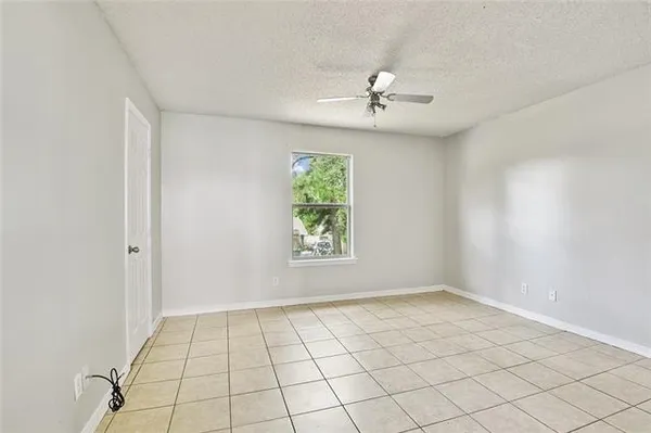 $2,300 | 2001 Dylan Drive, Slidell, LA 70461