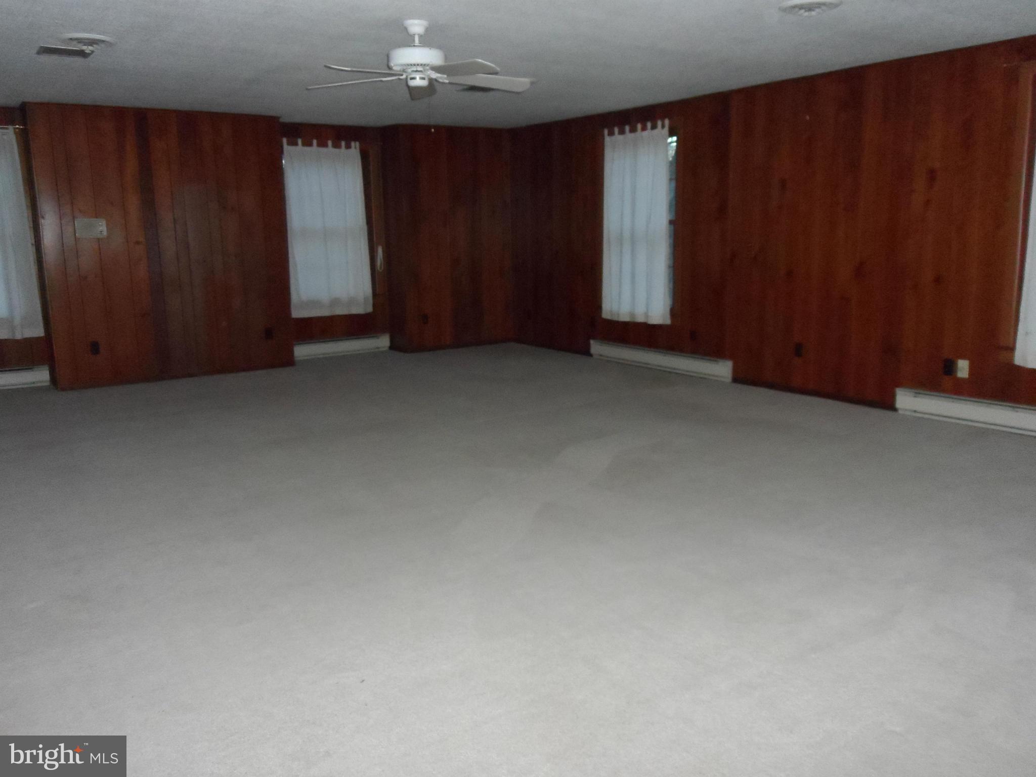 11291 Dahlgren Road King George, VA 22485 - Photo 16 of 23 Family Room