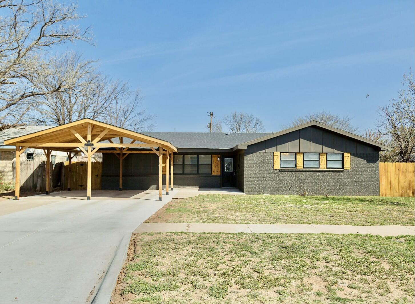a house view with a outdoor space