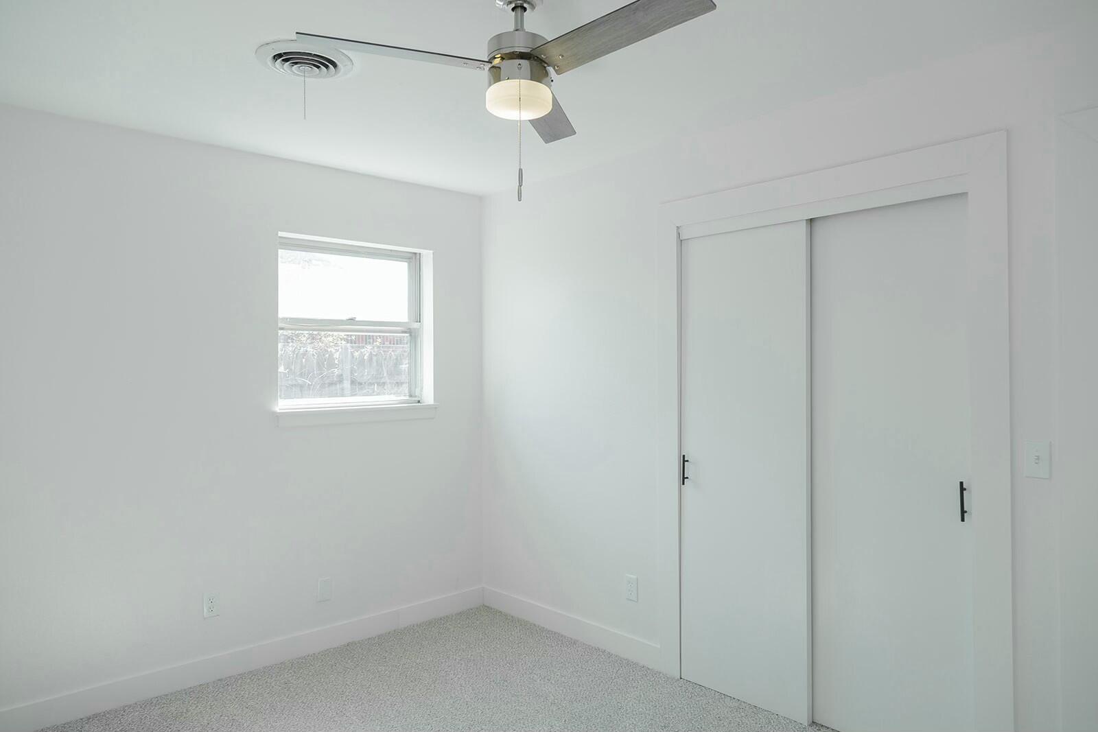 2802 West 20th Plainview, TX 79072 - Photo 45 of 50 an empty room with a window