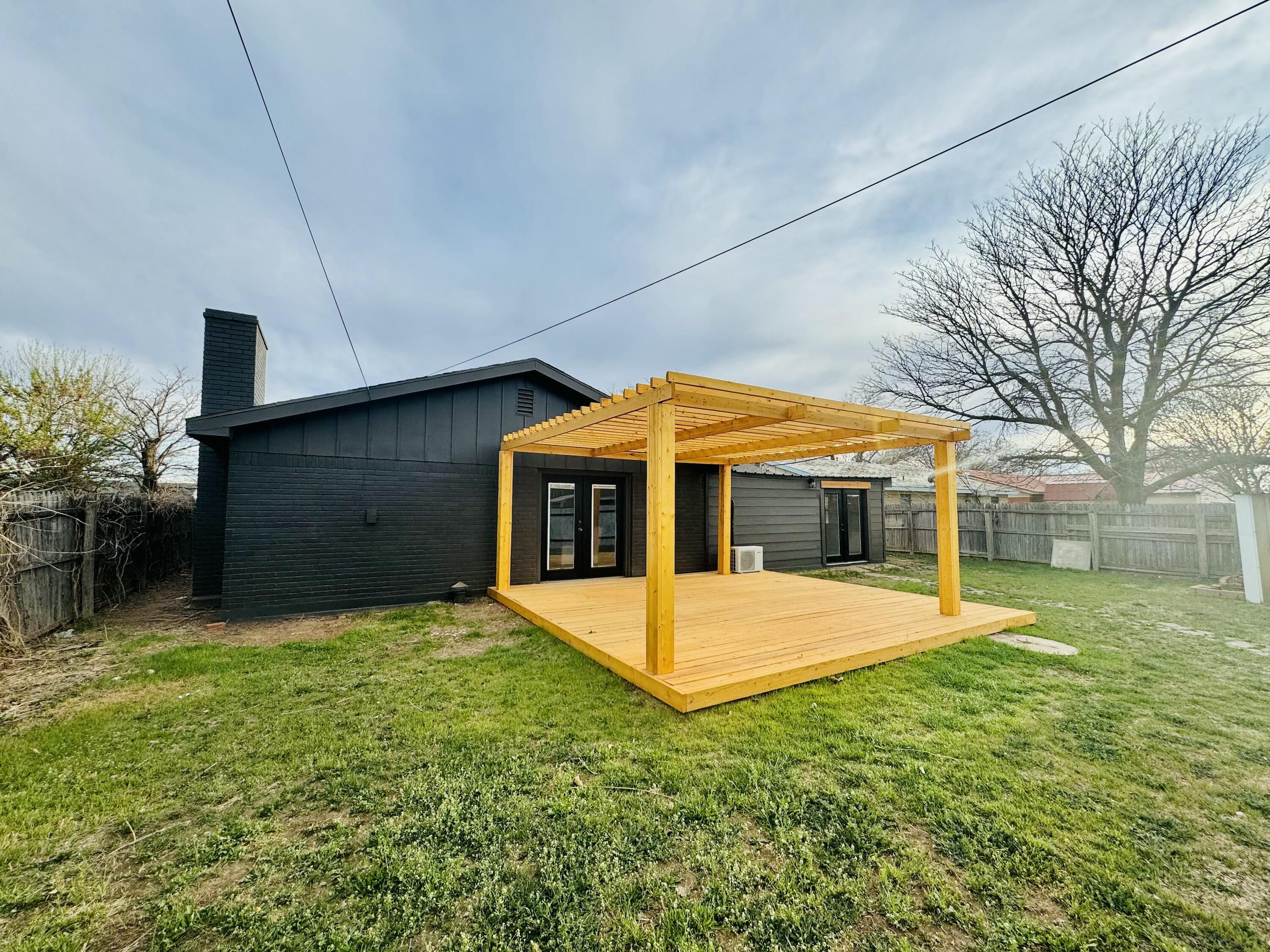 2802 West 20th Plainview, TX 79072 - Photo 49 of 50 a view of a house with pool and yard