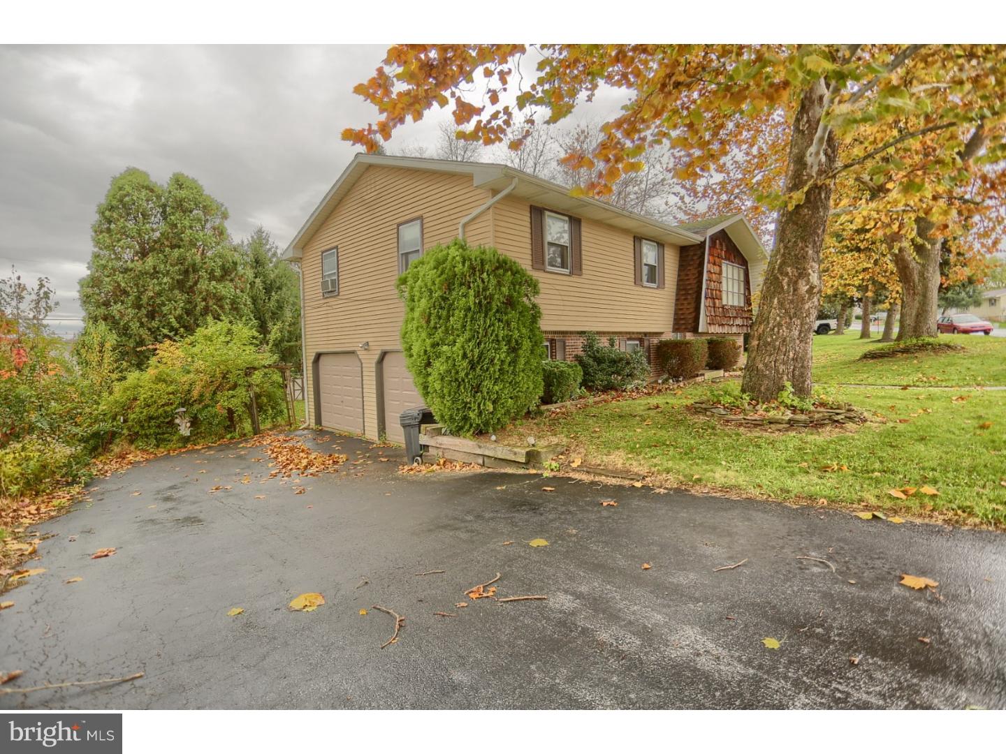 4425 Bittner Avenue Sinking Spring, PA 19608 - Photo 2 of 22