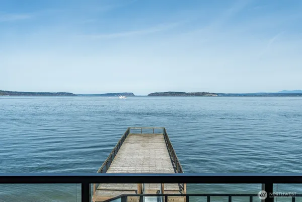 $960,000 | 610 Front Street, Unit 302, Mukilteo, WA 98275