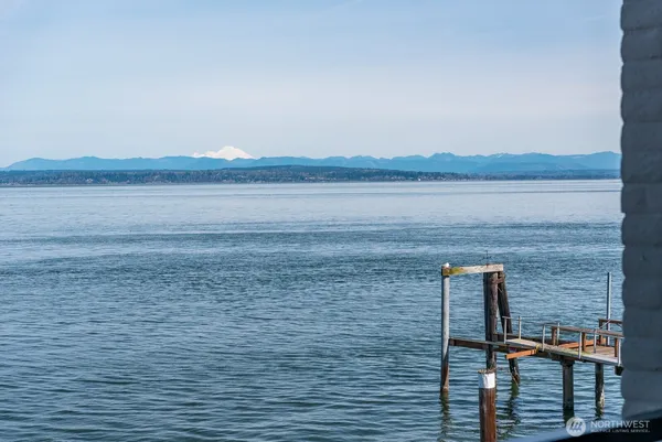 $960,000 | 610 Front Street, Unit 302, Mukilteo, WA 98275