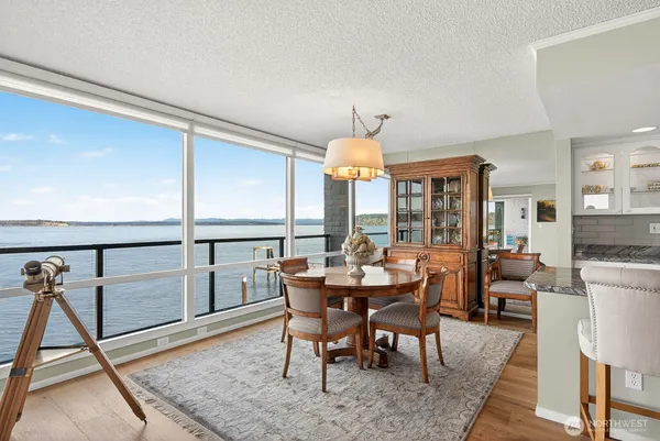 $960,000 | 610 Front Street, Unit 302, Mukilteo, WA 98275