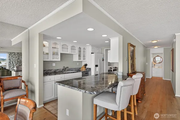 $960,000 | 610 Front Street, Unit 302, Mukilteo, WA 98275