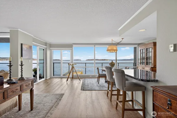 $960,000 | 610 Front Street, Unit 302, Mukilteo, WA 98275