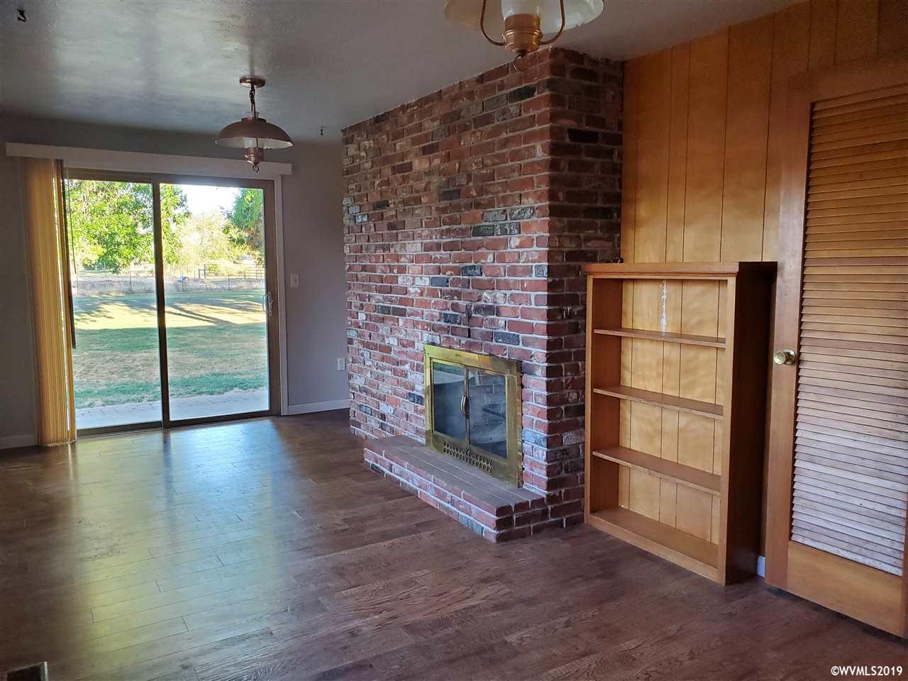 175 Southeast Fir Villa Road Dallas, OR 97338 - Photo 16 of 31 Gallery Image 16