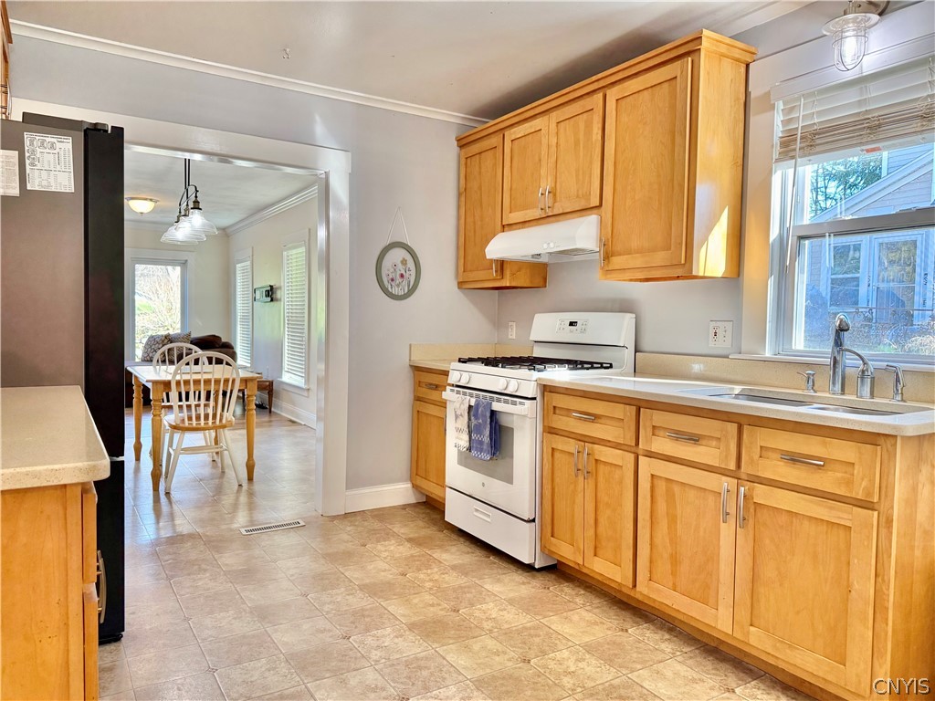 4458 Apulia Road Jamesville, NY 13078 - Photo 14 of 31
