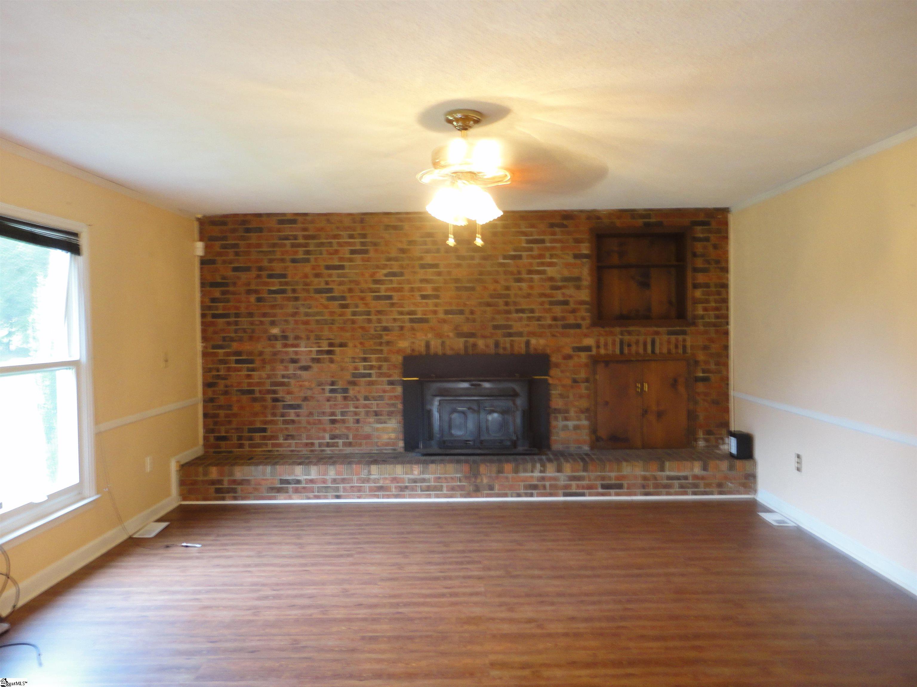 959 Turkey Farm Road Chesnee, SC 29323 - Photo 5 of 34