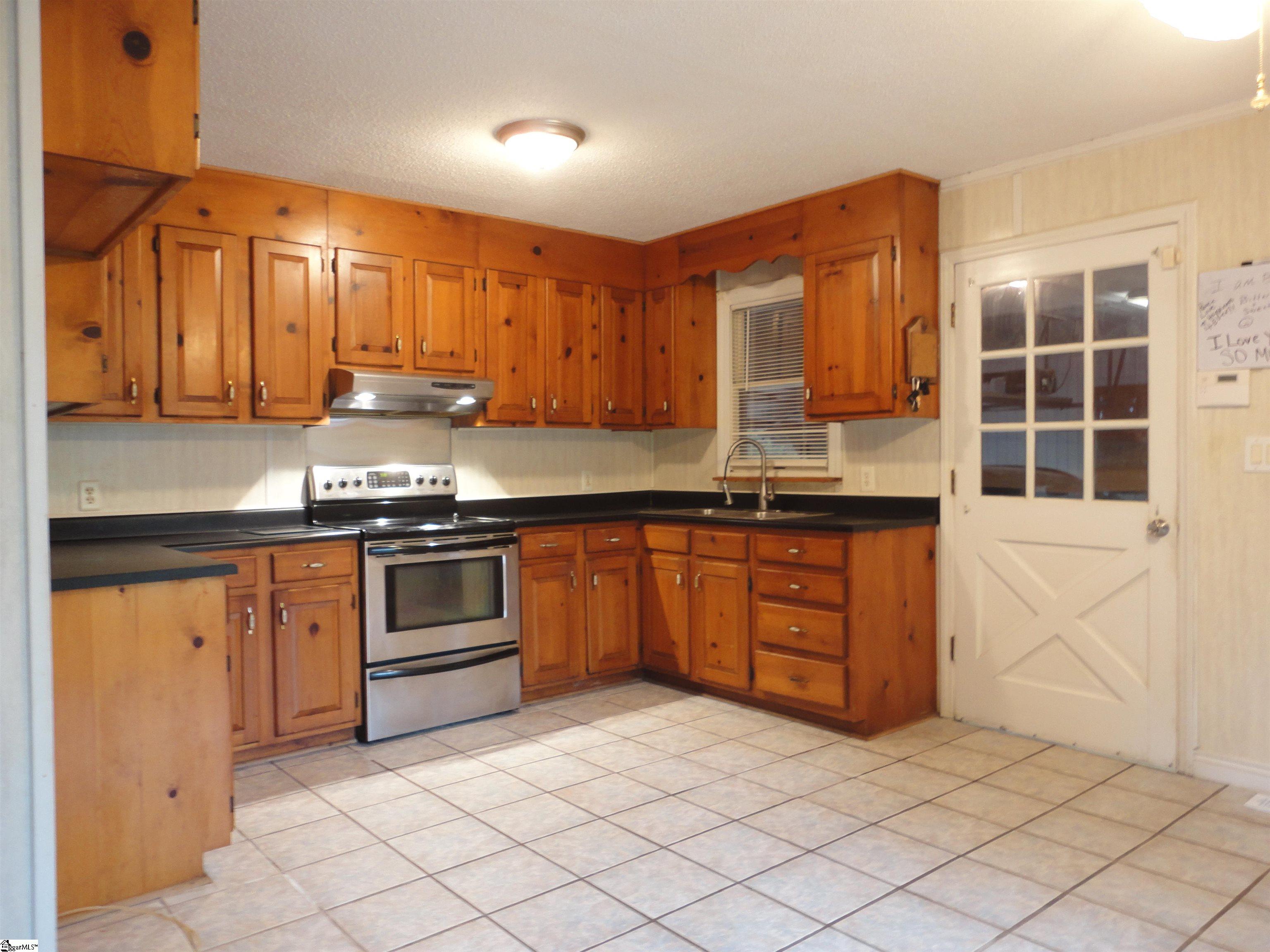 959 Turkey Farm Road Chesnee, SC 29323 - Photo 10 of 34