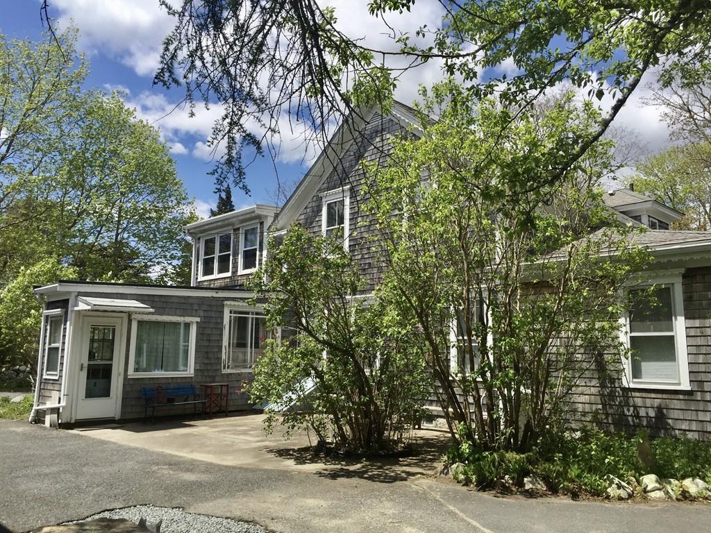 593 Old County Road Westport, MA 02790 - Photo 3 of 42