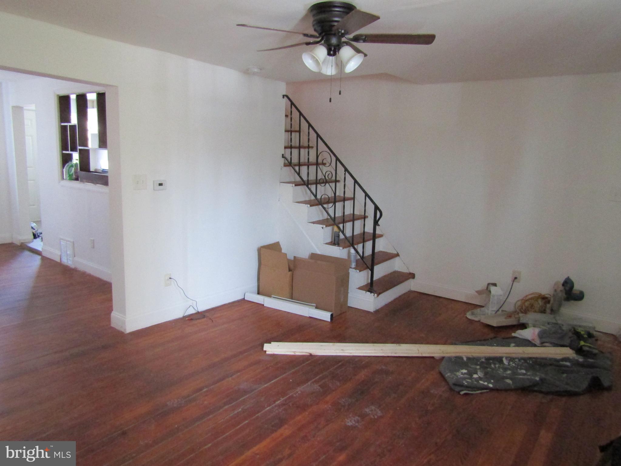 1421 Collings Road Camden, NJ 08104 - Photo 2 of 17