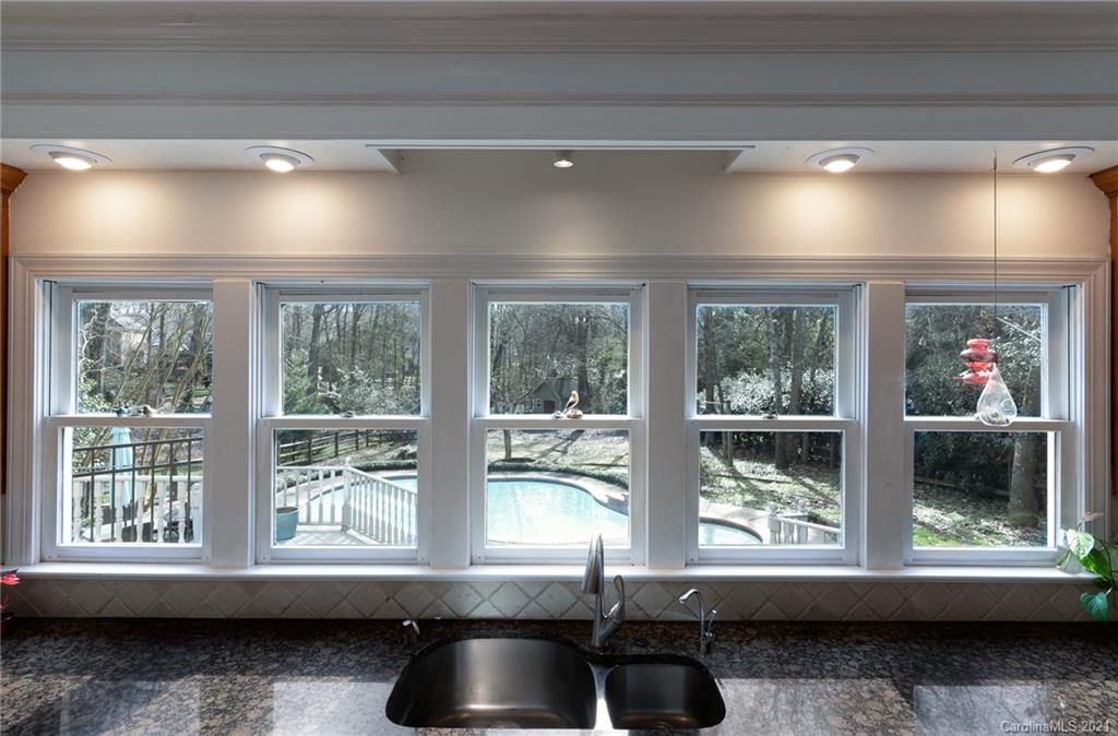 6724 Alexander Road Charlotte, NC 28270 - Photo 14 of 28 a room with furniture and window