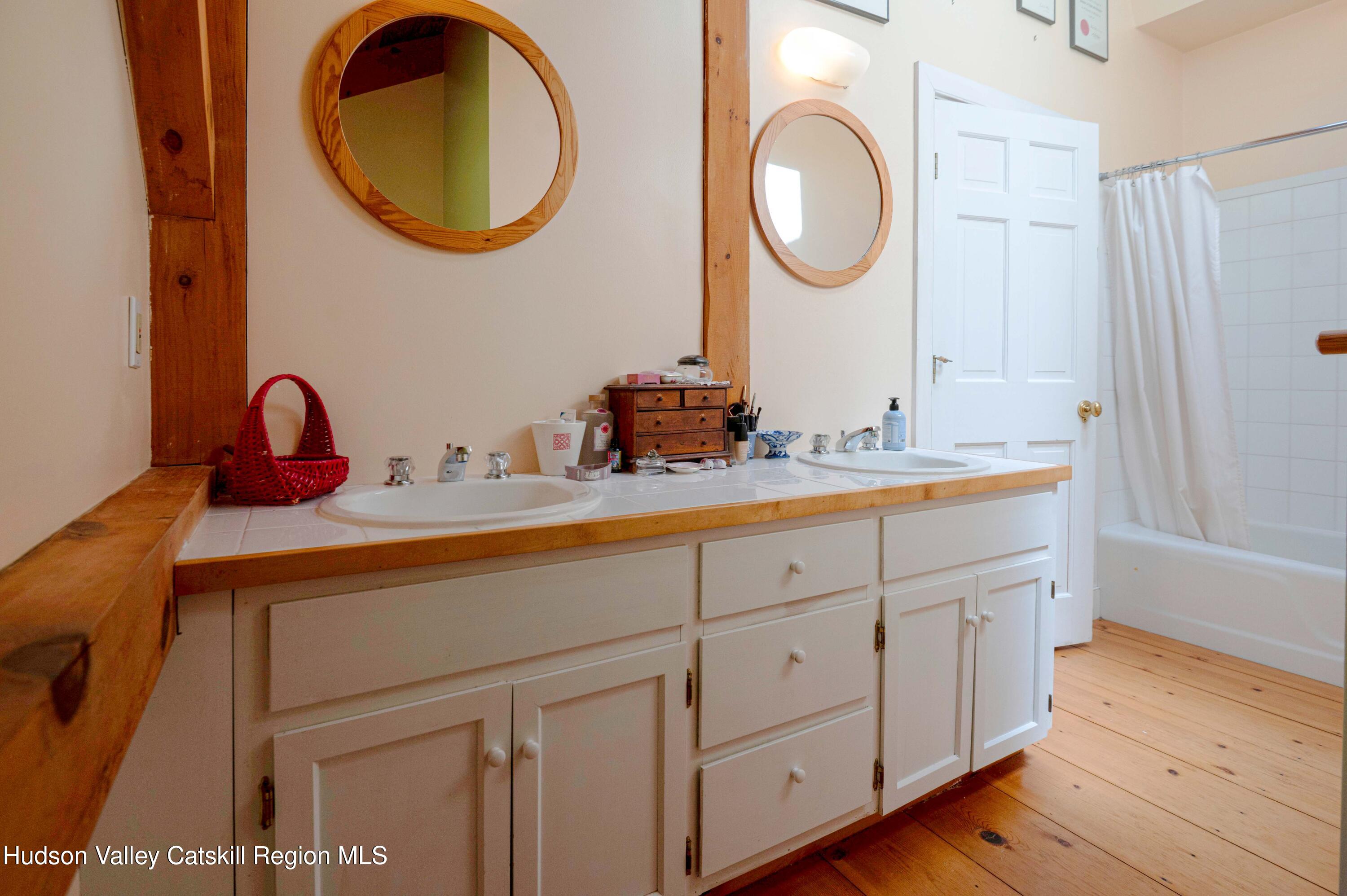 436 Schoolhouse Road, Unit STOP 62 Austerlitz, NY 12075 - Photo 29 of 46 bathrooms 4