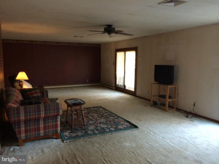 1159 Horsham Road Ambler, PA 19002 - Photo 12 of 24 Living Room