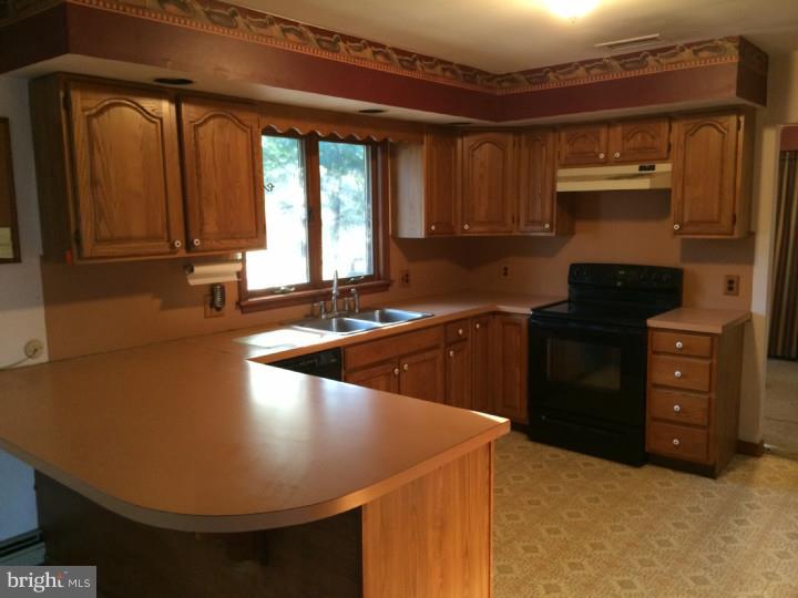 1159 Horsham Road Ambler, PA 19002 - Photo 10 of 24 Kitchen