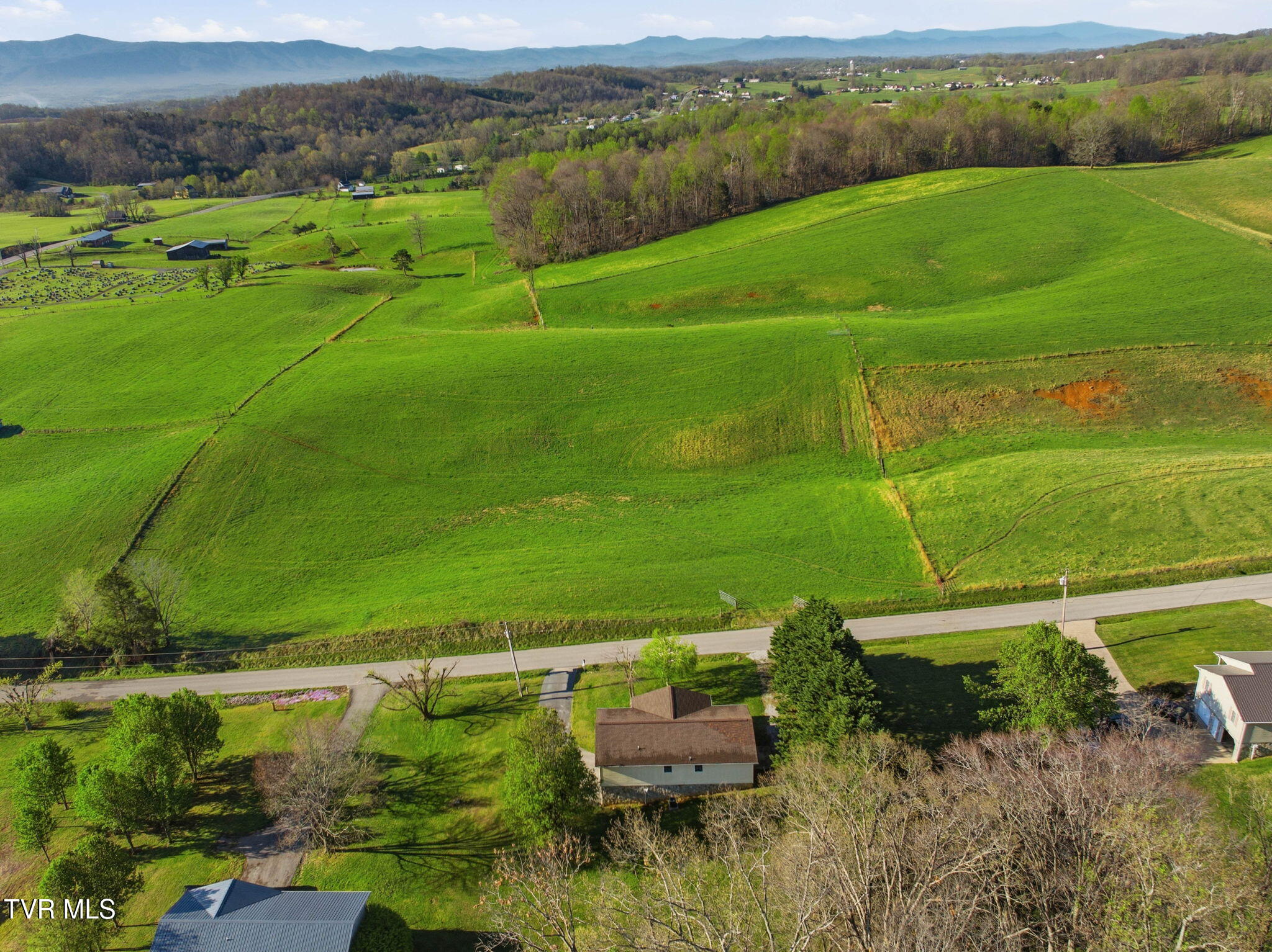230 Fairview Road Afton, TN 37616 - Photo 35 of 36 28-web-or-mls-230 Fairview Rd-34