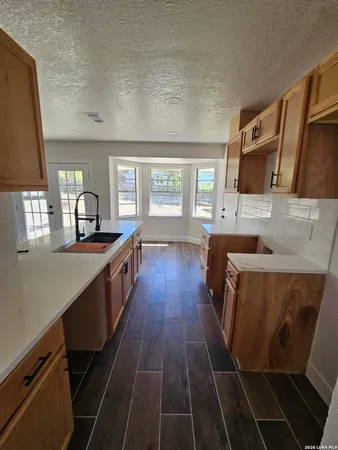 $1,800 | 3522 Crestmont Drive, San Antonio, TX 78217