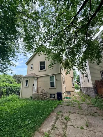 $180,000 | 3465 North 1st Street, Milwaukee, WI 53212