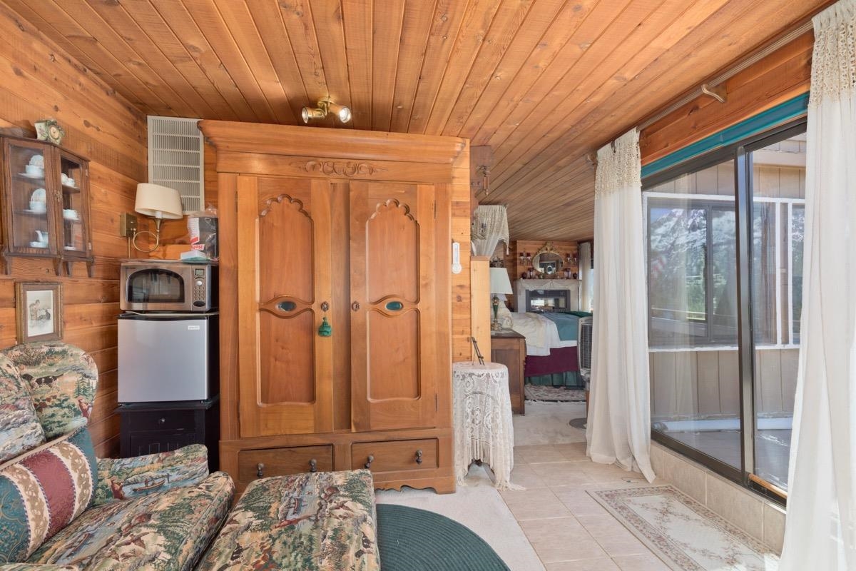 100 Carson View Drive June Lake, CA 93529 - Photo 36 of 48