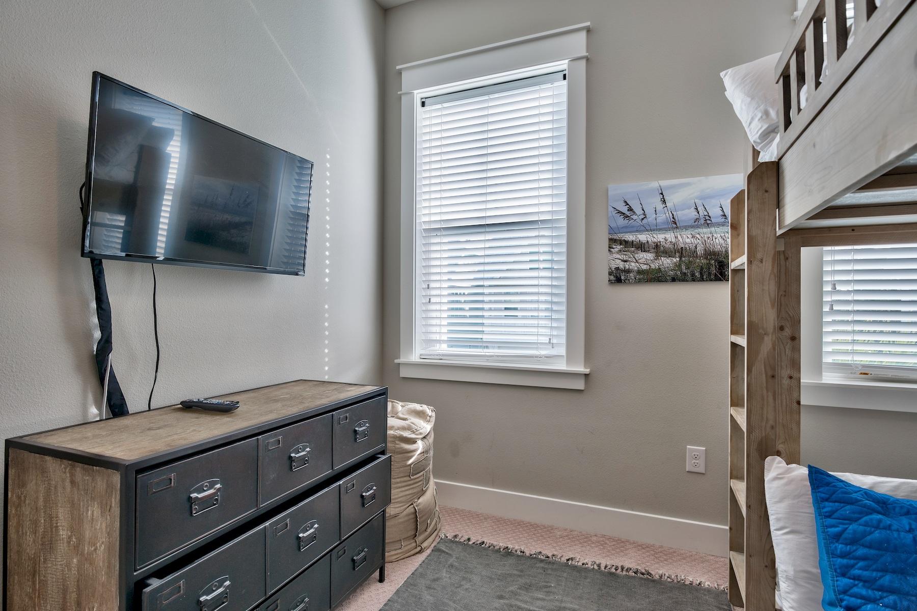 35 East Milestone Dr Inlet Beach, Unit B Inlet Beach, FL 32461 - Photo 20 of 25 Bedroom 3