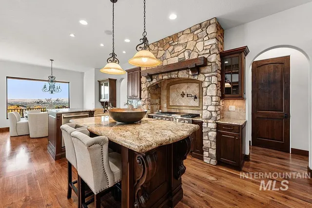 $2,995,000 | 473 North Strata Via Way, Boise, ID 83712