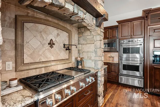 $2,995,000 | 473 North Strata Via Way, Boise, ID 83712