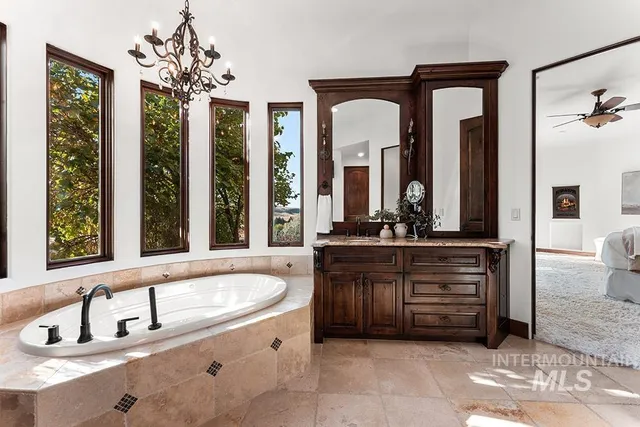 $2,995,000 | 473 North Strata Via Way, Boise, ID 83712