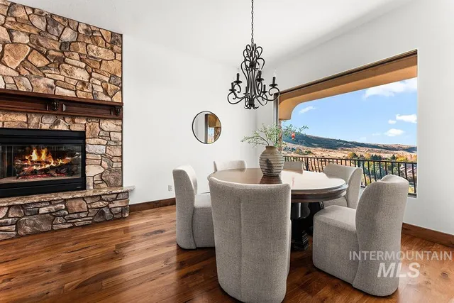 $2,995,000 | 473 North Strata Via Way, Boise, ID 83712