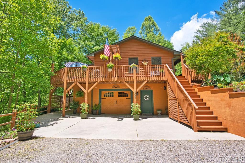 102 Quail Ridge Drive Franklin, NC 28734 - Photo 1 of 40 Gallery Image 1