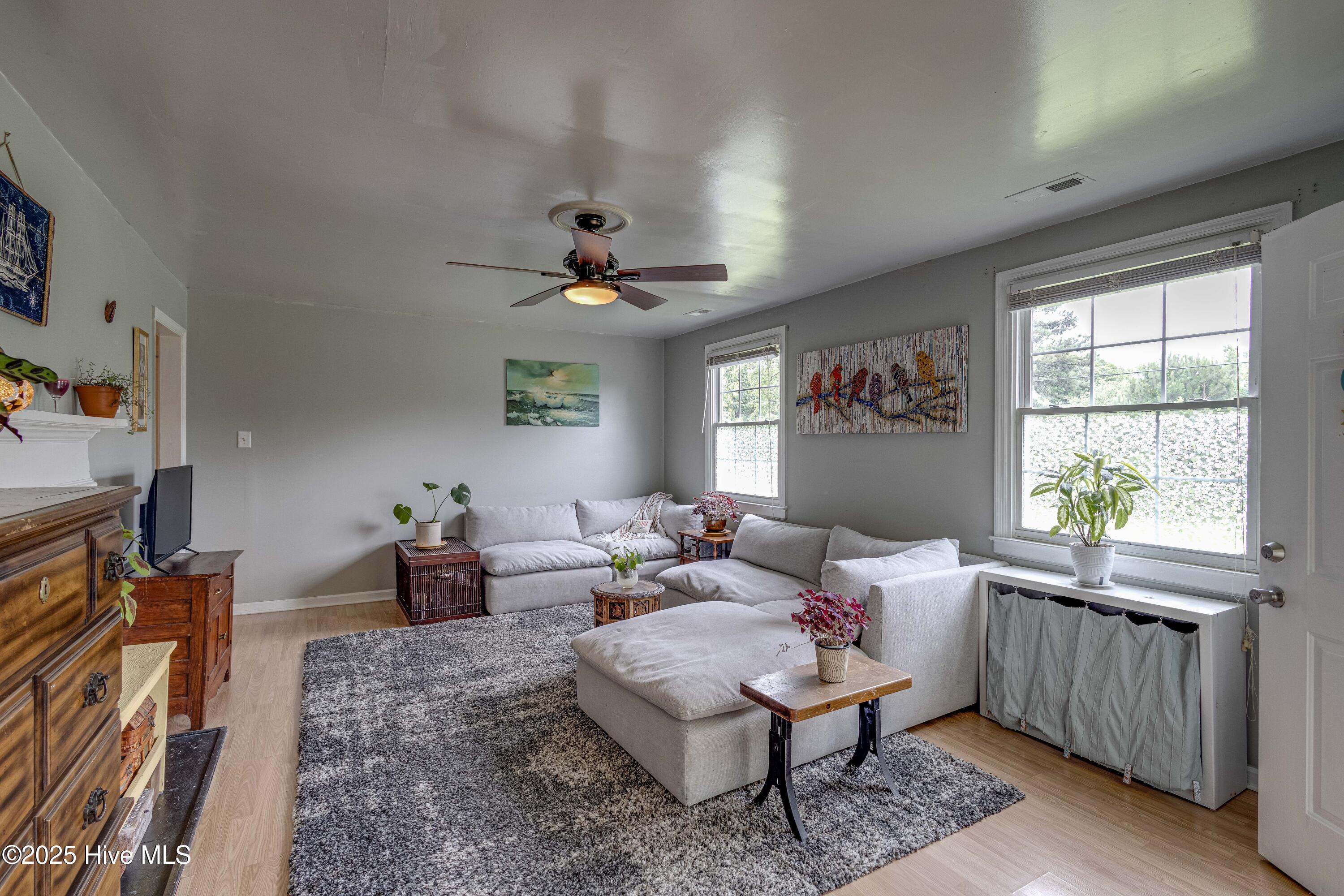 766 Swan Point Road Washington, NC 27889 - Photo 11 of 41 011 Living Room