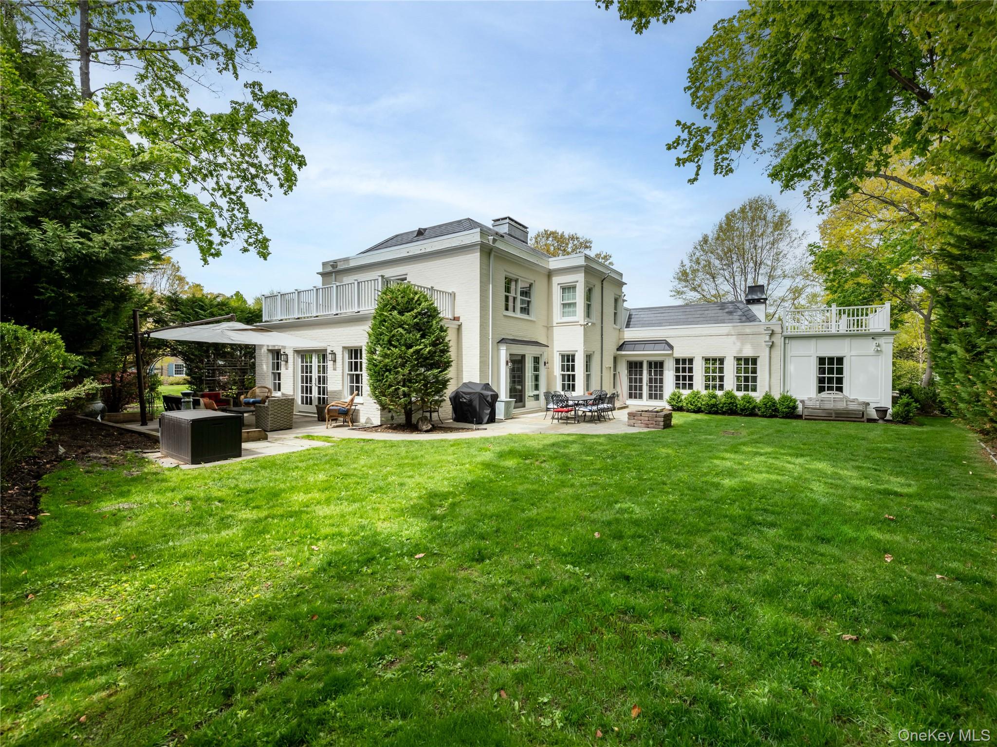 140 Remington Road Manhasset, NY 11030 - Photo 32 of 33