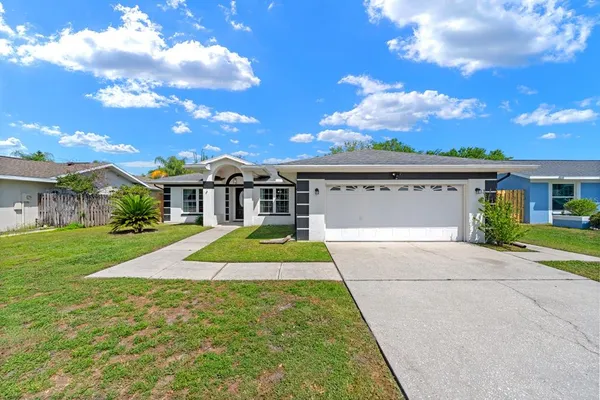 $399,000 | 1916 Cloverdale Court, Lutz, FL 33549