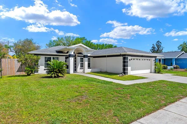 $399,000 | 1916 Cloverdale Court, Lutz, FL 33549