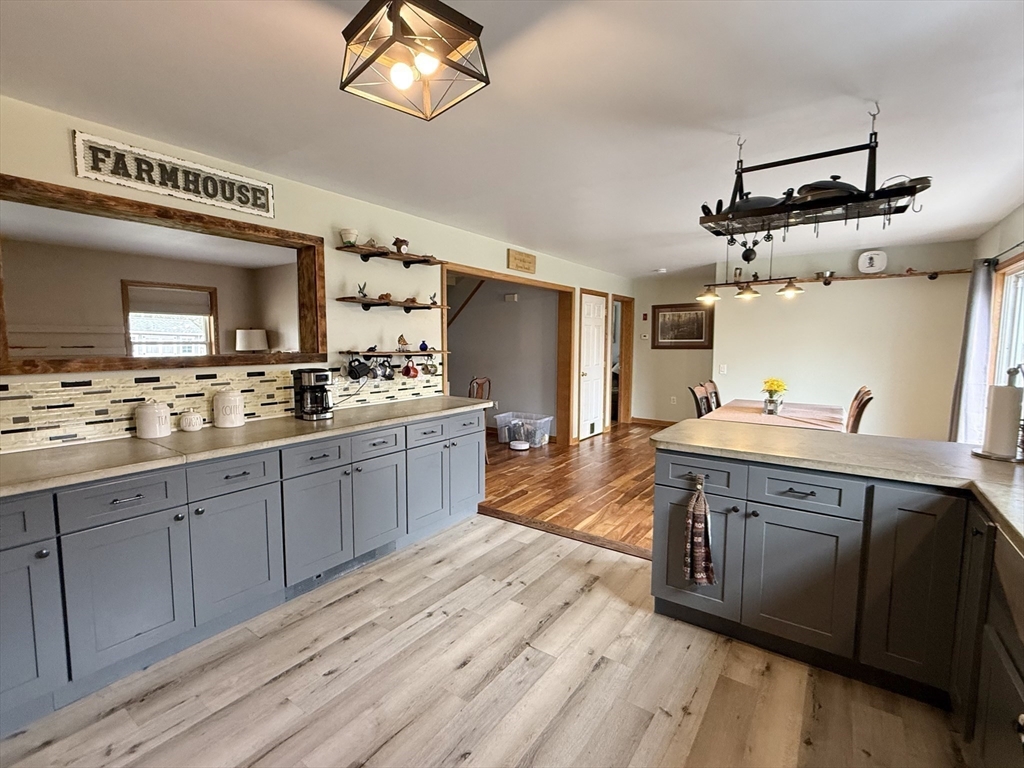 279 Goss Hill Road Chester, MA 01050 - Photo 6 of 37