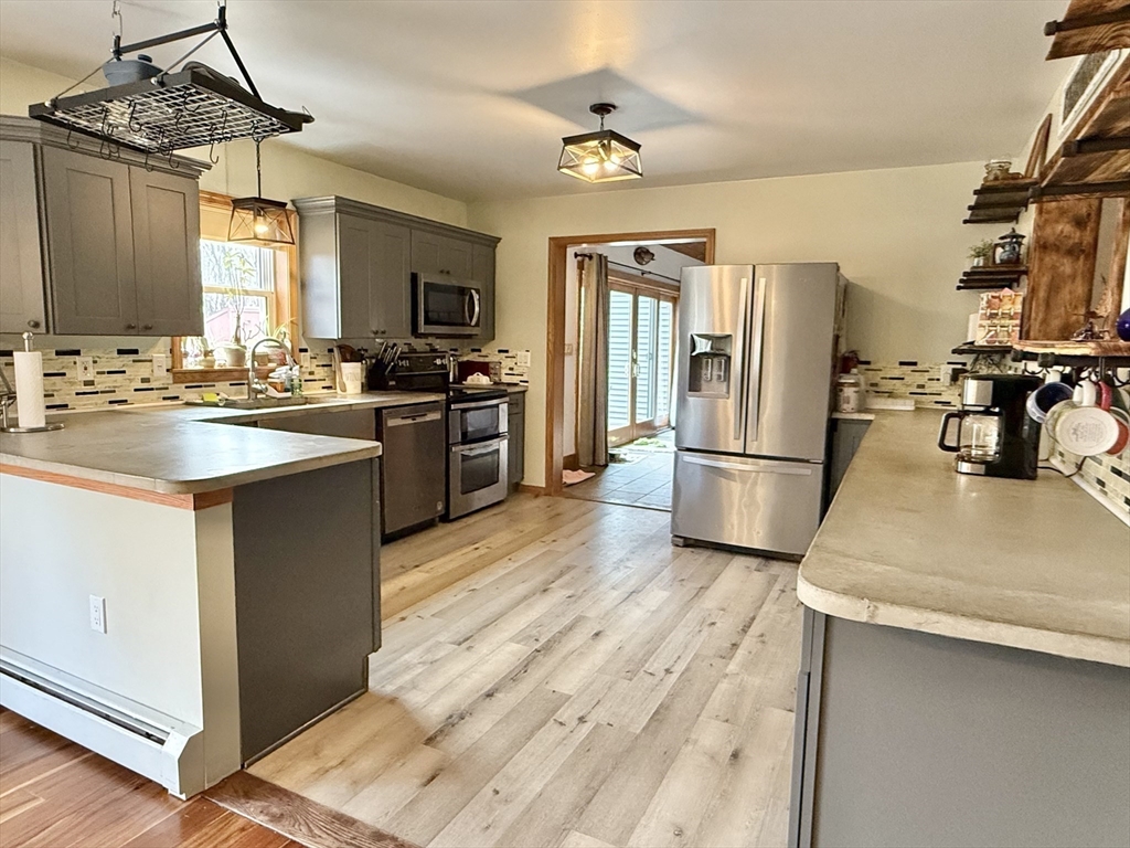 279 Goss Hill Road Chester, MA 01050 - Photo 9 of 37