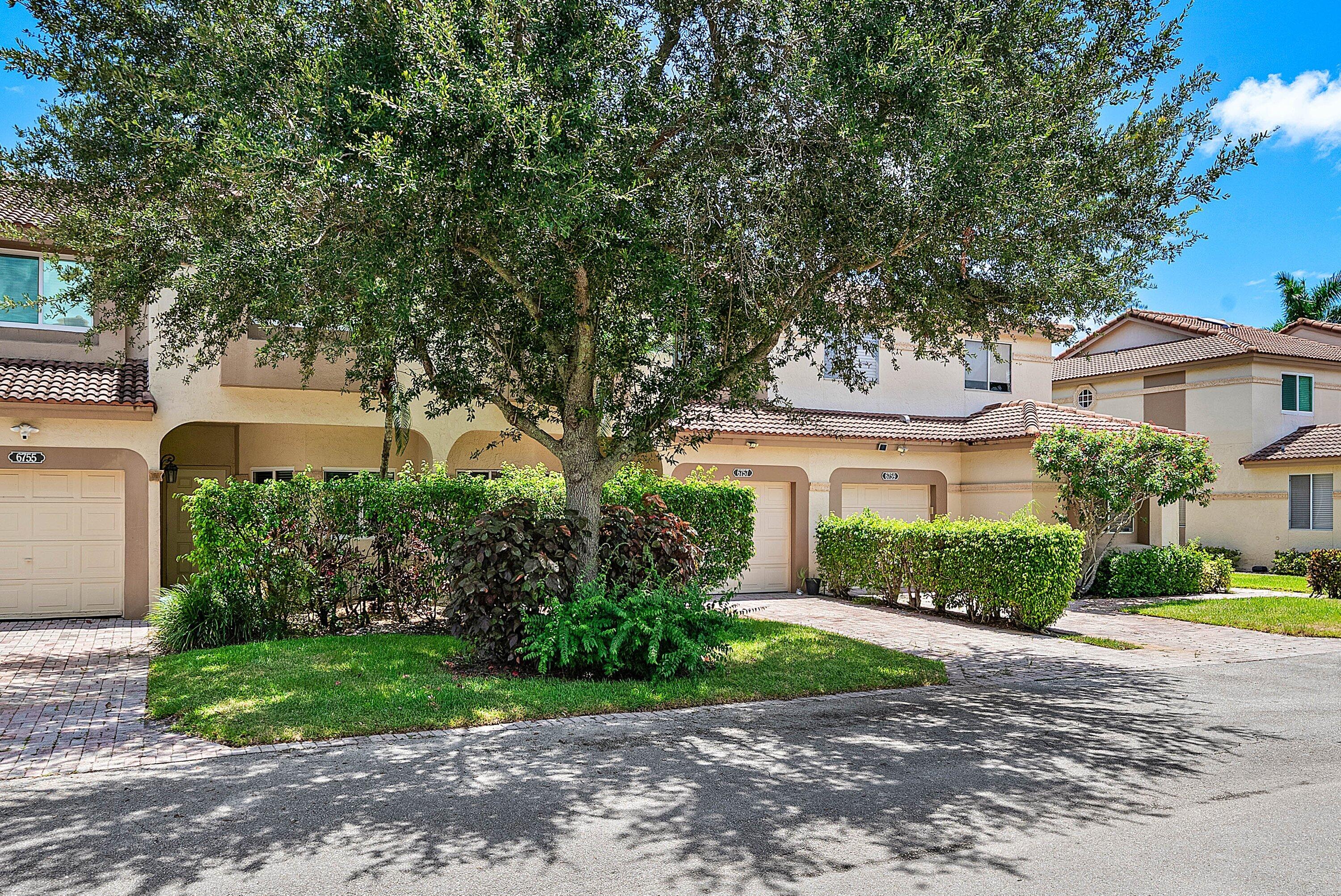6757 Via Regina Boca Raton, FL 33433 - Photo 5 of 58 Front view