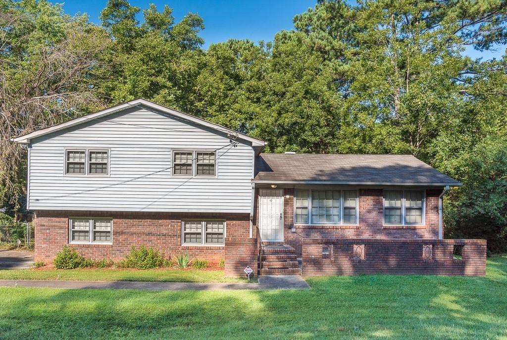 652 Ridge Avenue Stone Mountain, GA 30083 - Photo 1 of 1 Gallery Image 1