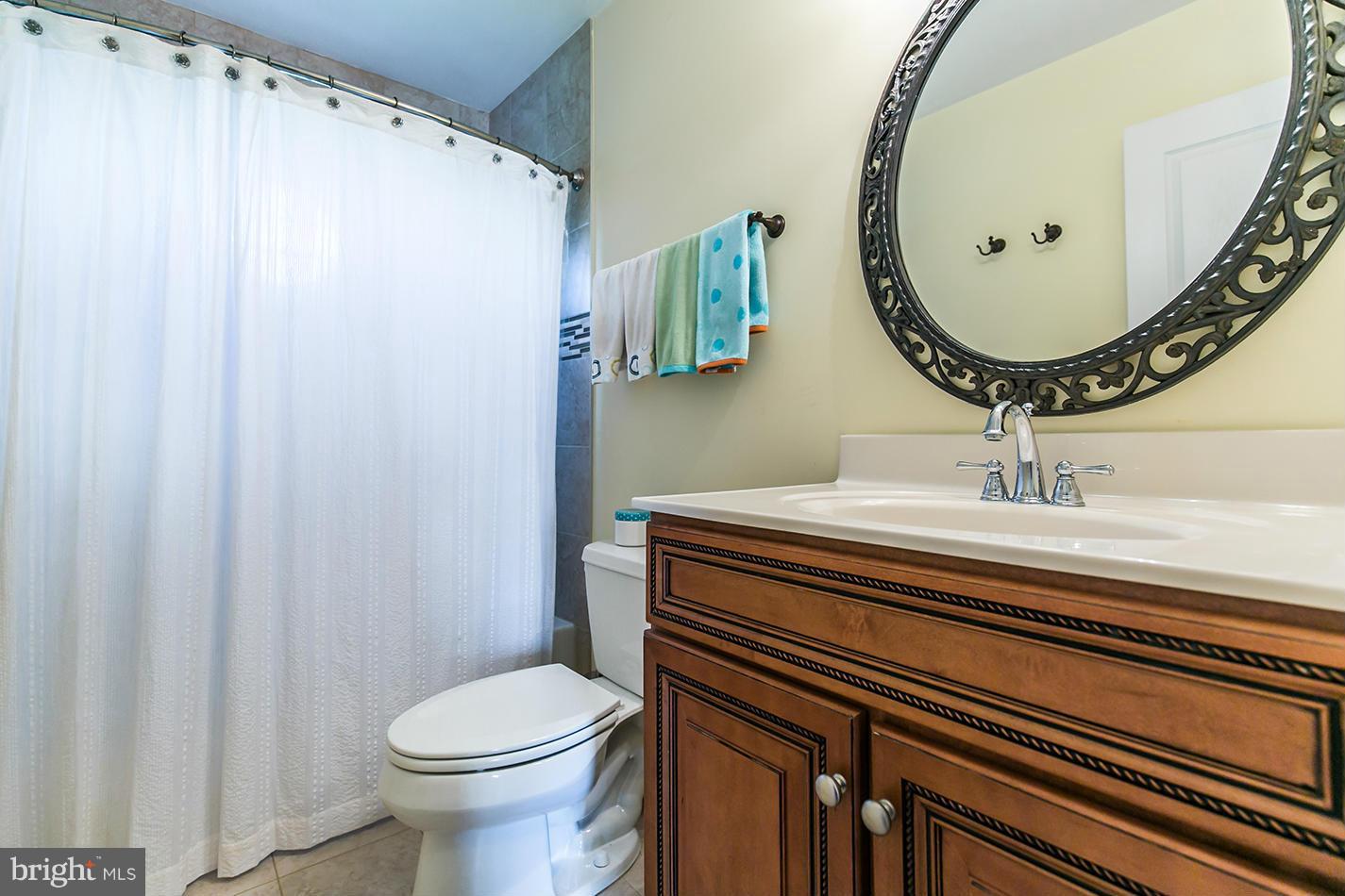 1201 Bishopsgate Way Reston, VA 20194 - Photo 11 of 19 Bath