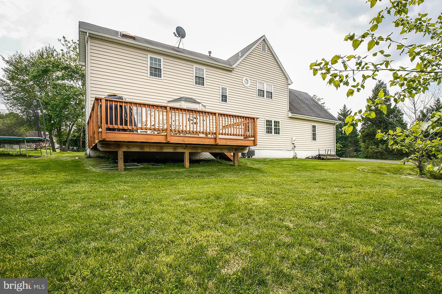 1201 Bishopsgate Way Reston, VA 20194 - Photo 17 of 19 Exterior (Rear)