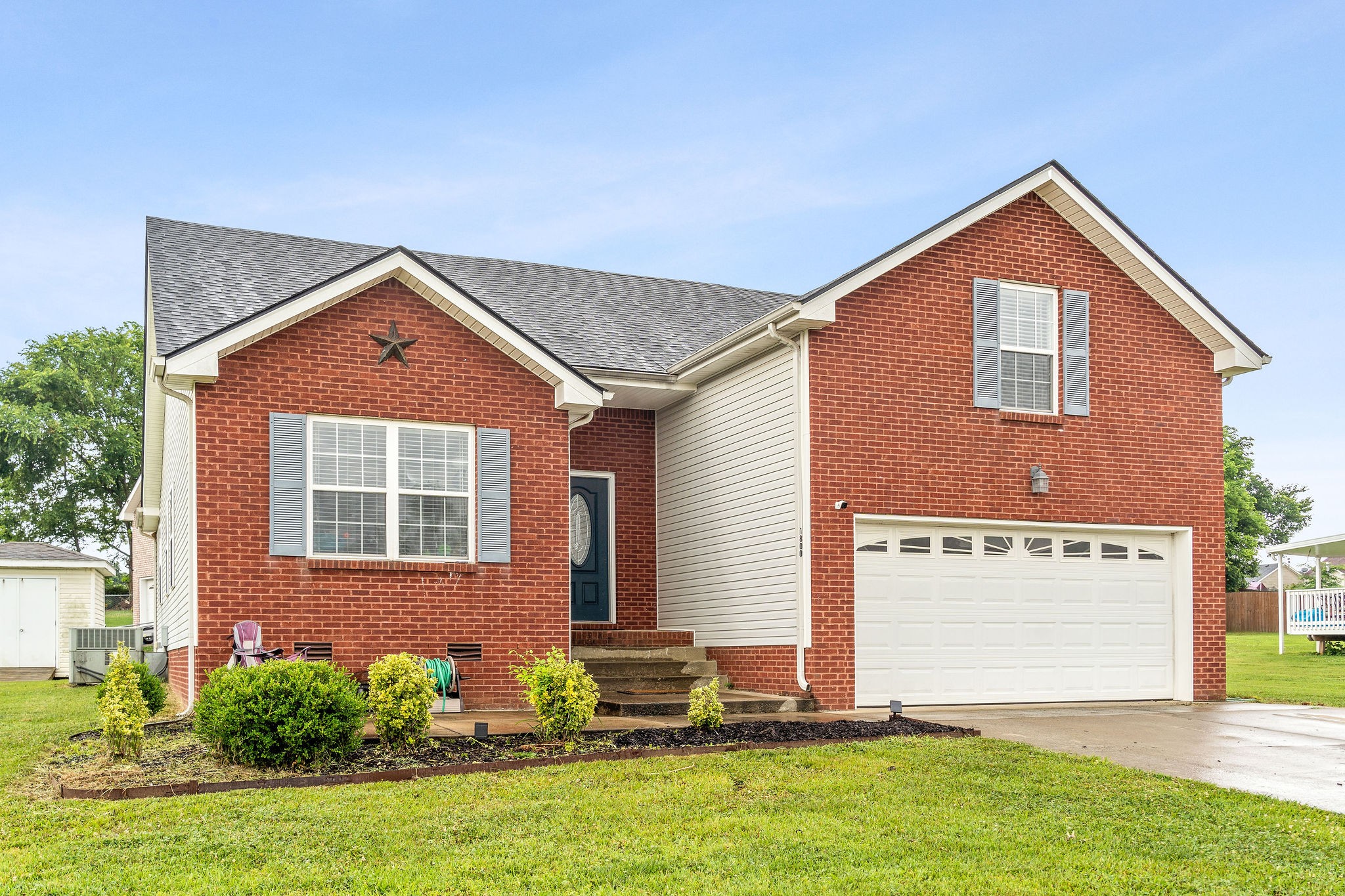 1800 Abrams Road Clarksville, TN 37042 - Photo 3 of 34 Gallery Image 3