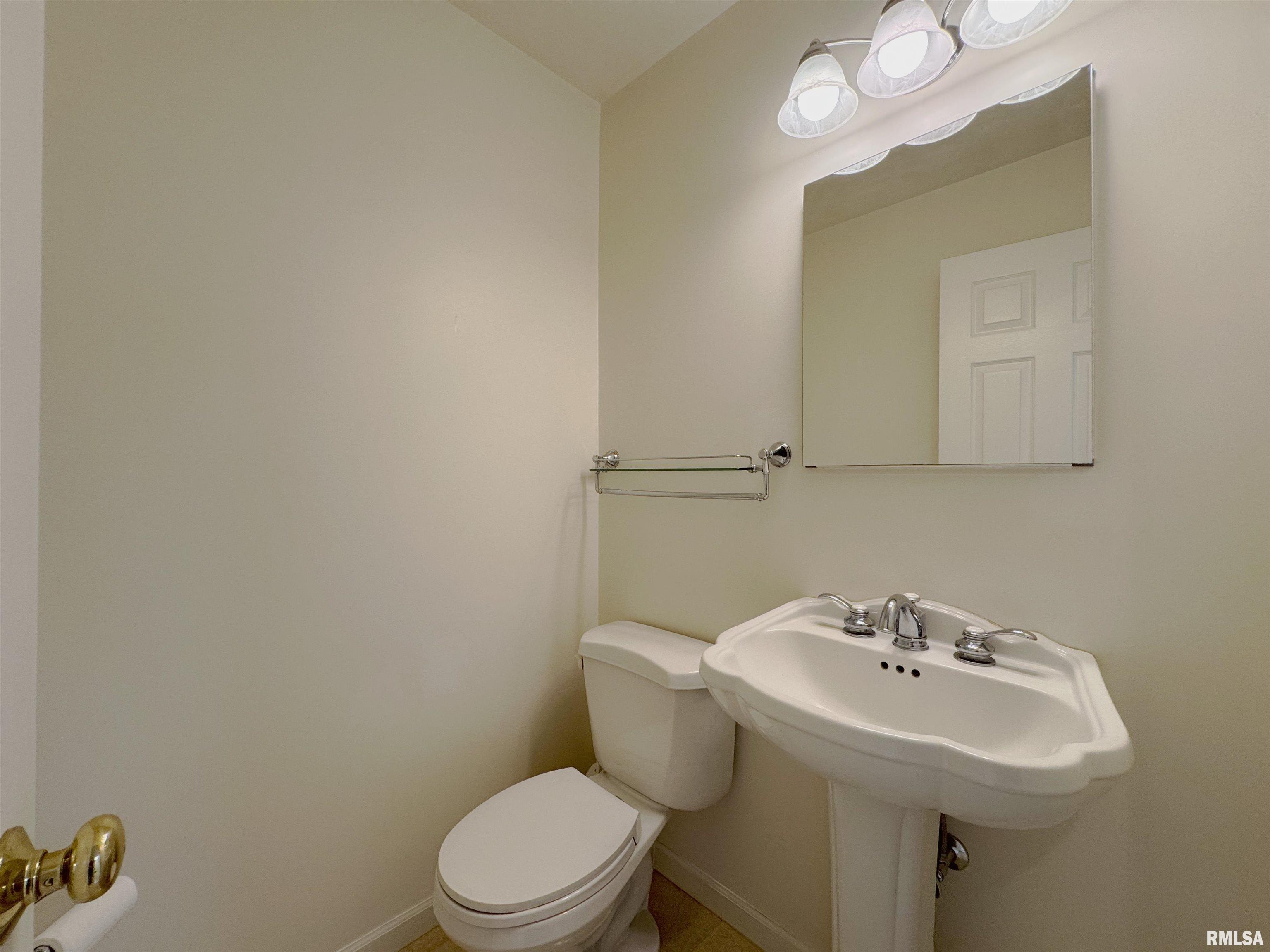 3628 East Westbrook Road Chillicothe, IL 61523 - Photo 11 of 68 Gallery Image 11