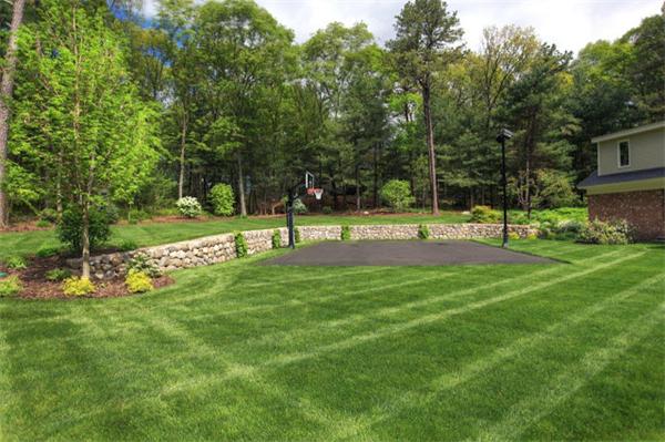 37 Autumn Road Weston, MA 02493 - Photo 23 of 26